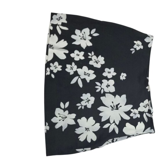 VTG Express Womens Black & White Floral Stretch Mini Skirt Size 1/2 - Picture 7 of 8